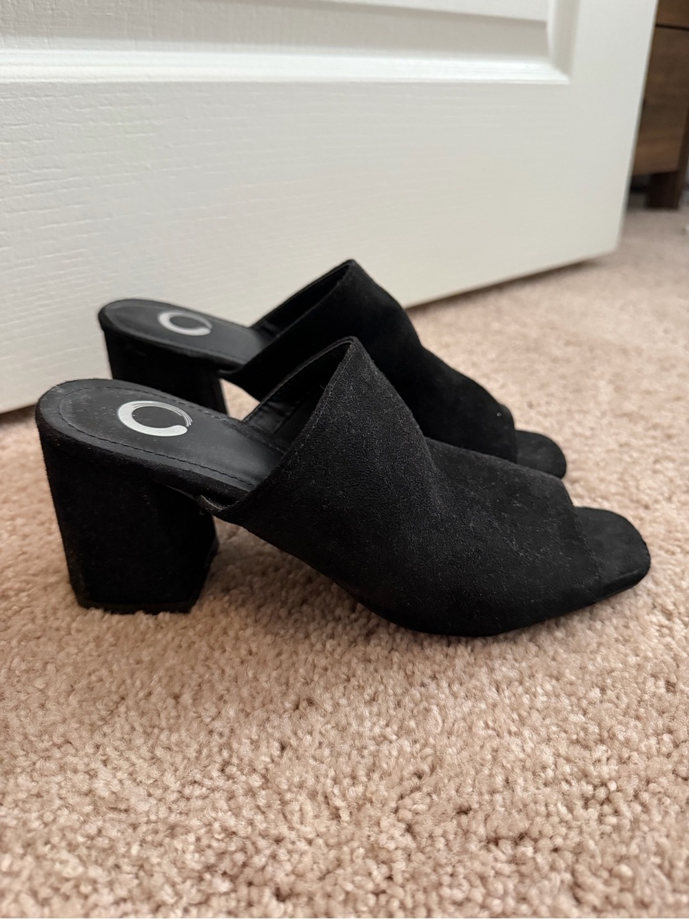 Journee Collection Black Suede Open-Toe Block Heel Mule